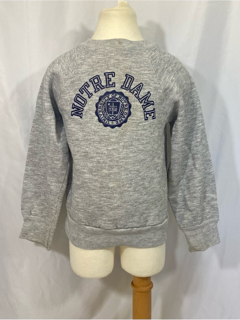 Vintage 80’s Champion Gray Notre Dame Raglan Crewneck Sweatshirt Size Small